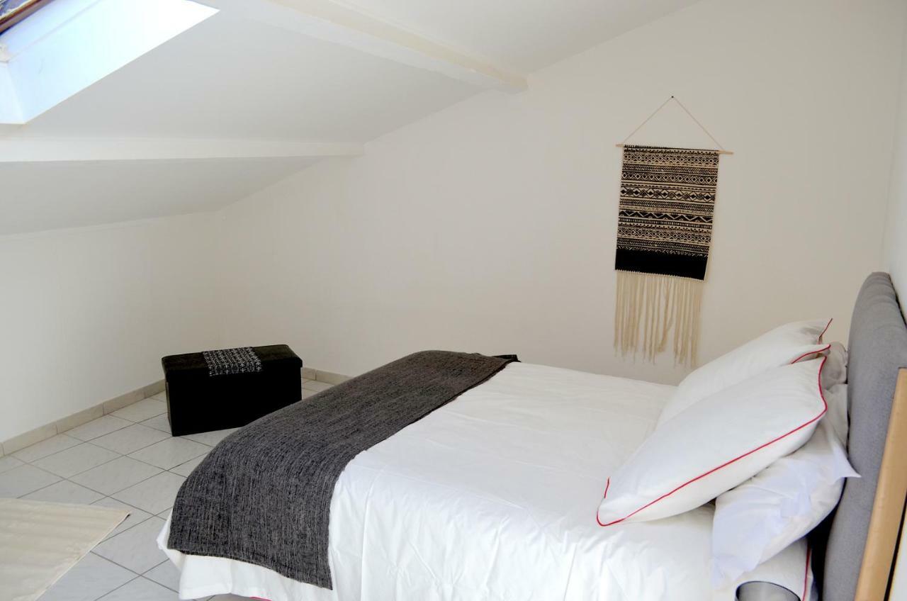 Duplex Liberté Plein Centre Apartment Saint-Raphaël